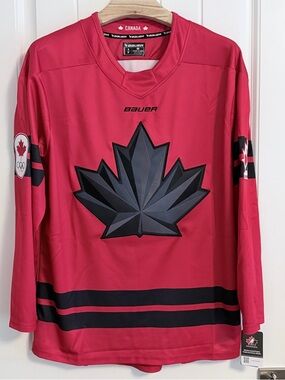 BNWT Authentic Bauer 2026 Olympics Hockey Team Canada Red Jersey Size Small